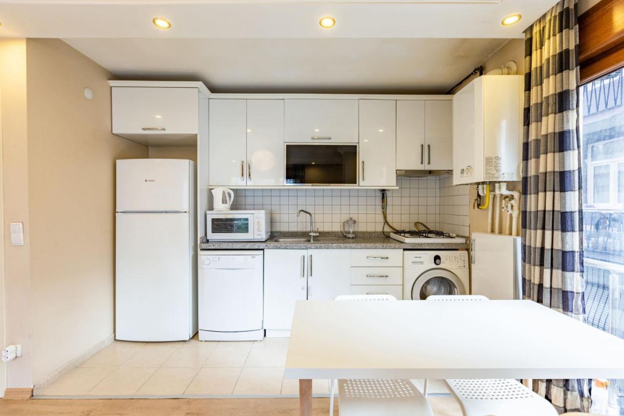Appartement Bright à Istambul Extérieur photo